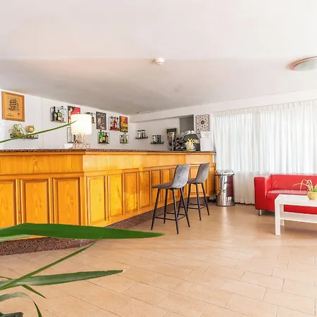 Hotell Ischia 2*