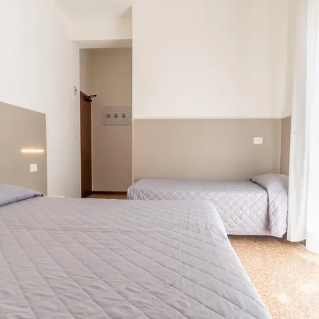 Ischia 2* Римини