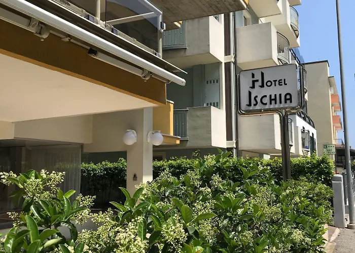 Ischia فندق